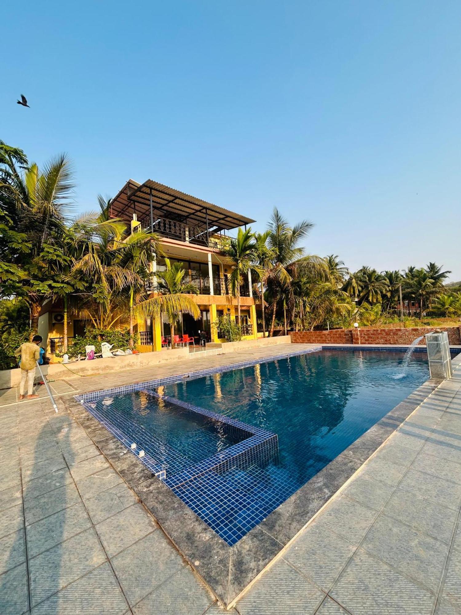 Saffronstays Ocean Breeze, Гухагар Экстерьер фото